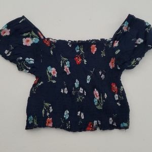 Ambiance Cropped floral top
